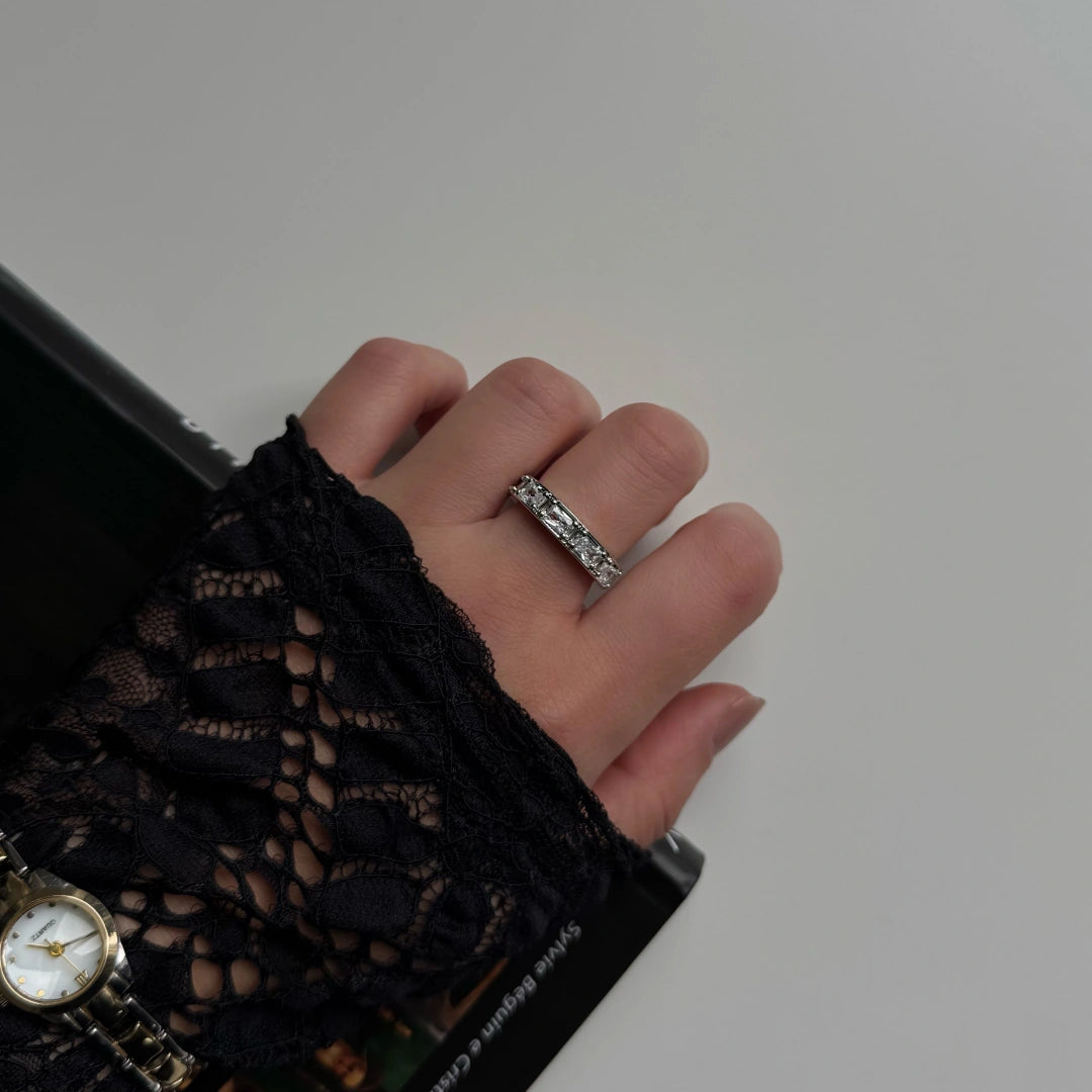 Luxury Baget Taşlı Silver Yüzük
