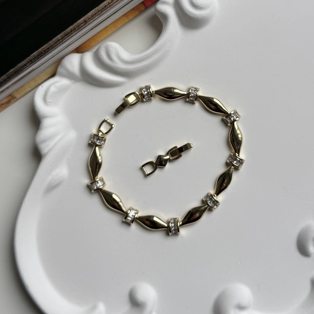 Luxury Bombeli Zirkon Taşlı Bileklik